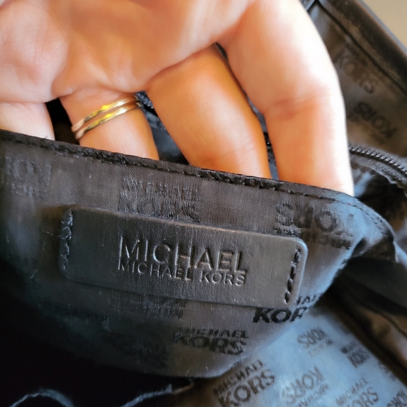 Michael Kors Tote - Picture 8 of 9